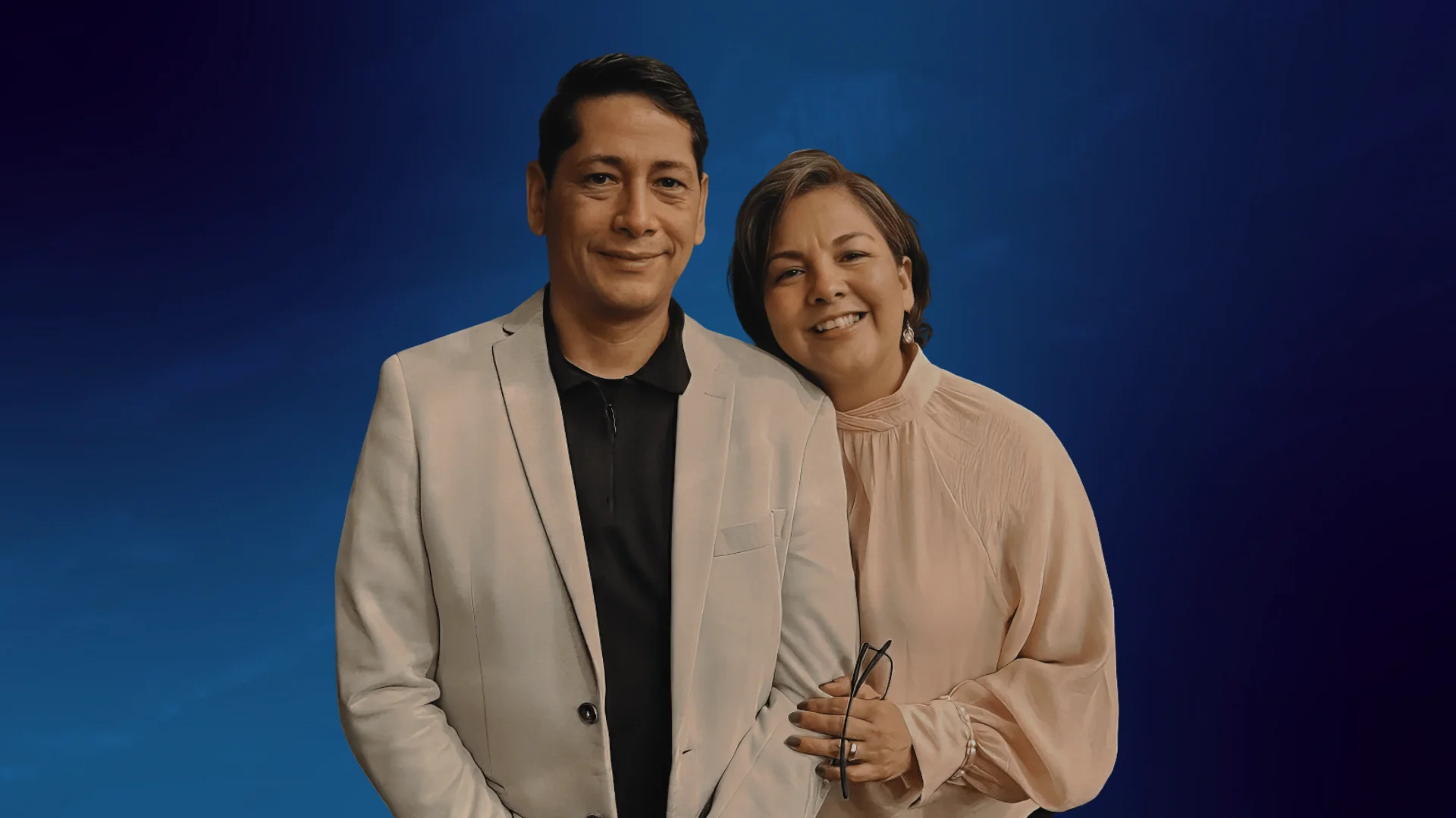 Rafael y Karina Reyna, líderes de Intermedios